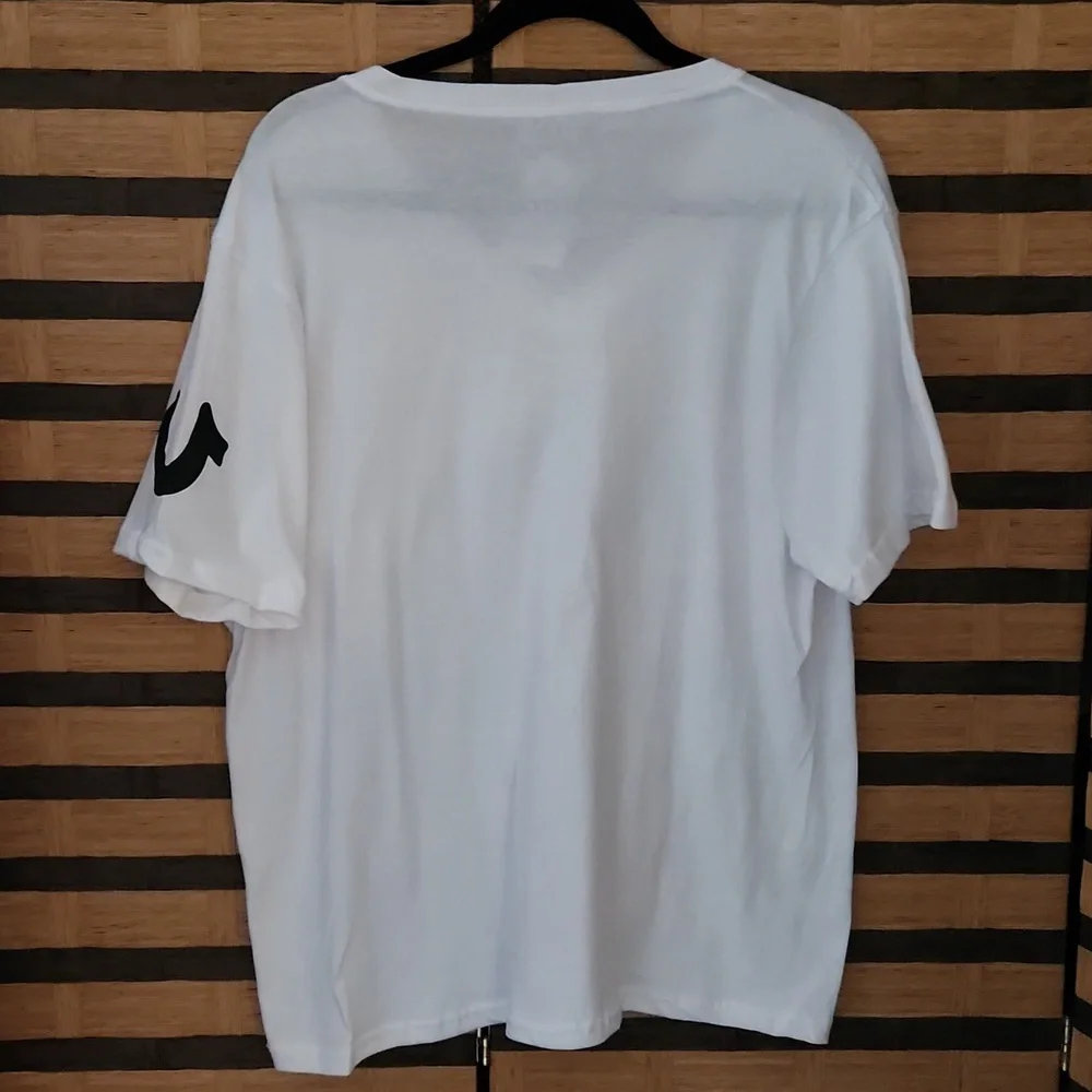 NWT! True religion tshirt